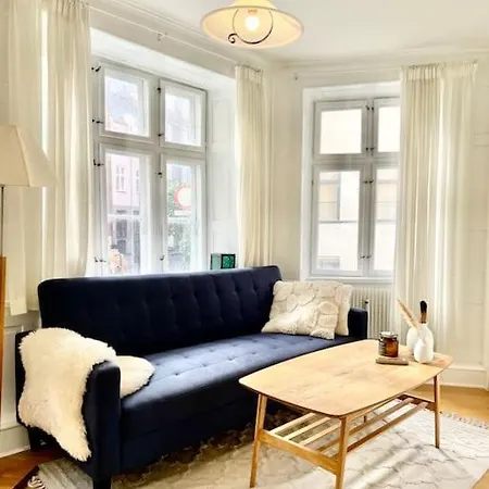 Canal-Side Cosy Apartment - Gammel Statnd Apartamento *