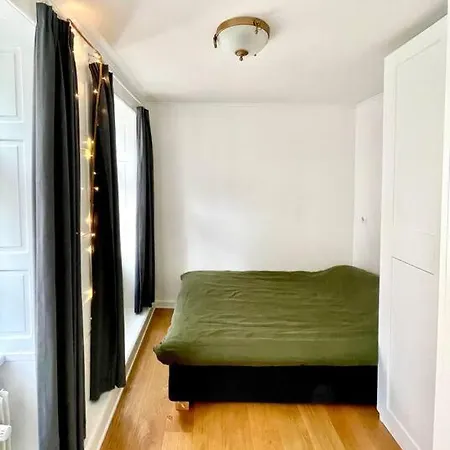 Canal-Side Cosy Apartment - Gammel Statnd * Copenhague